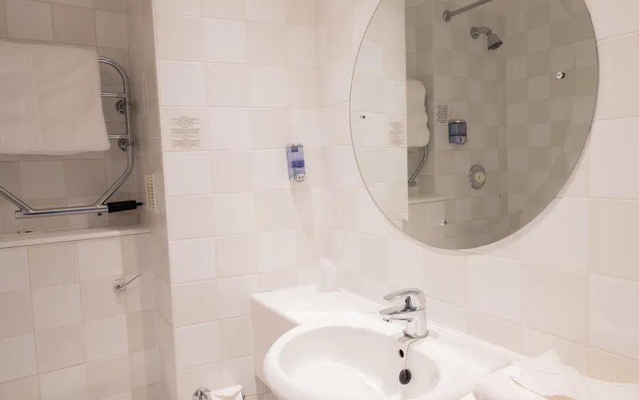 Double room at Sporting Lodge Inns